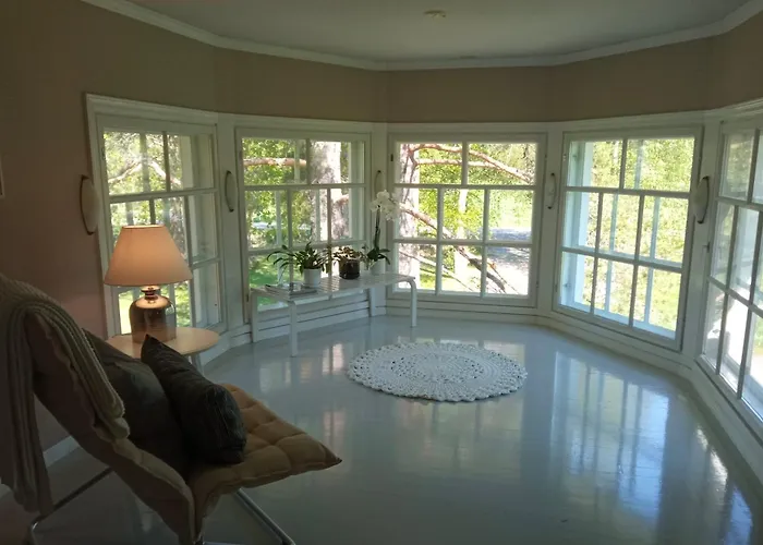 Huovila אילי - לי